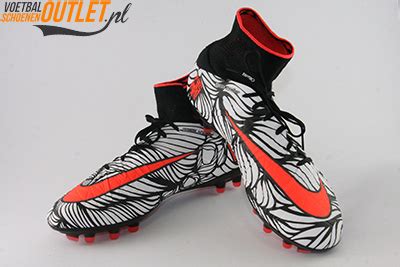 nike hypervenom kunstgrasschoenen zwart wit|hypervenom nike shoes.